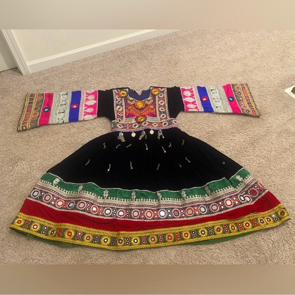 Afghan / Pashtun Kuchi Dress